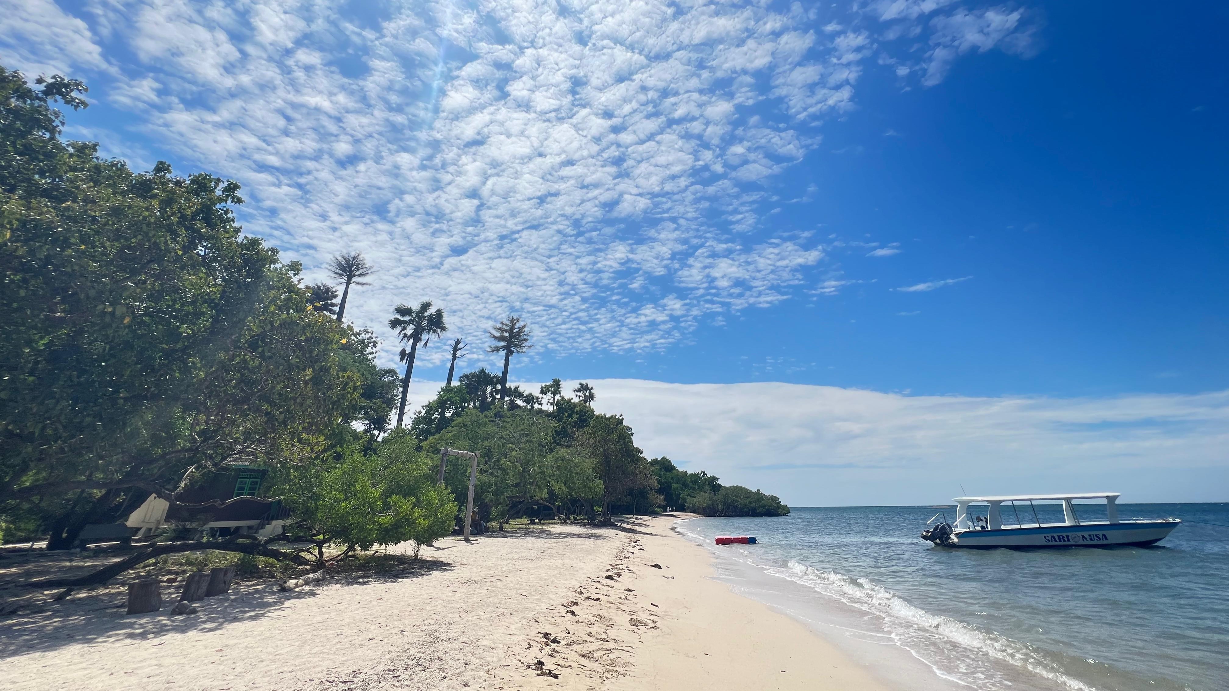 pantai-bama