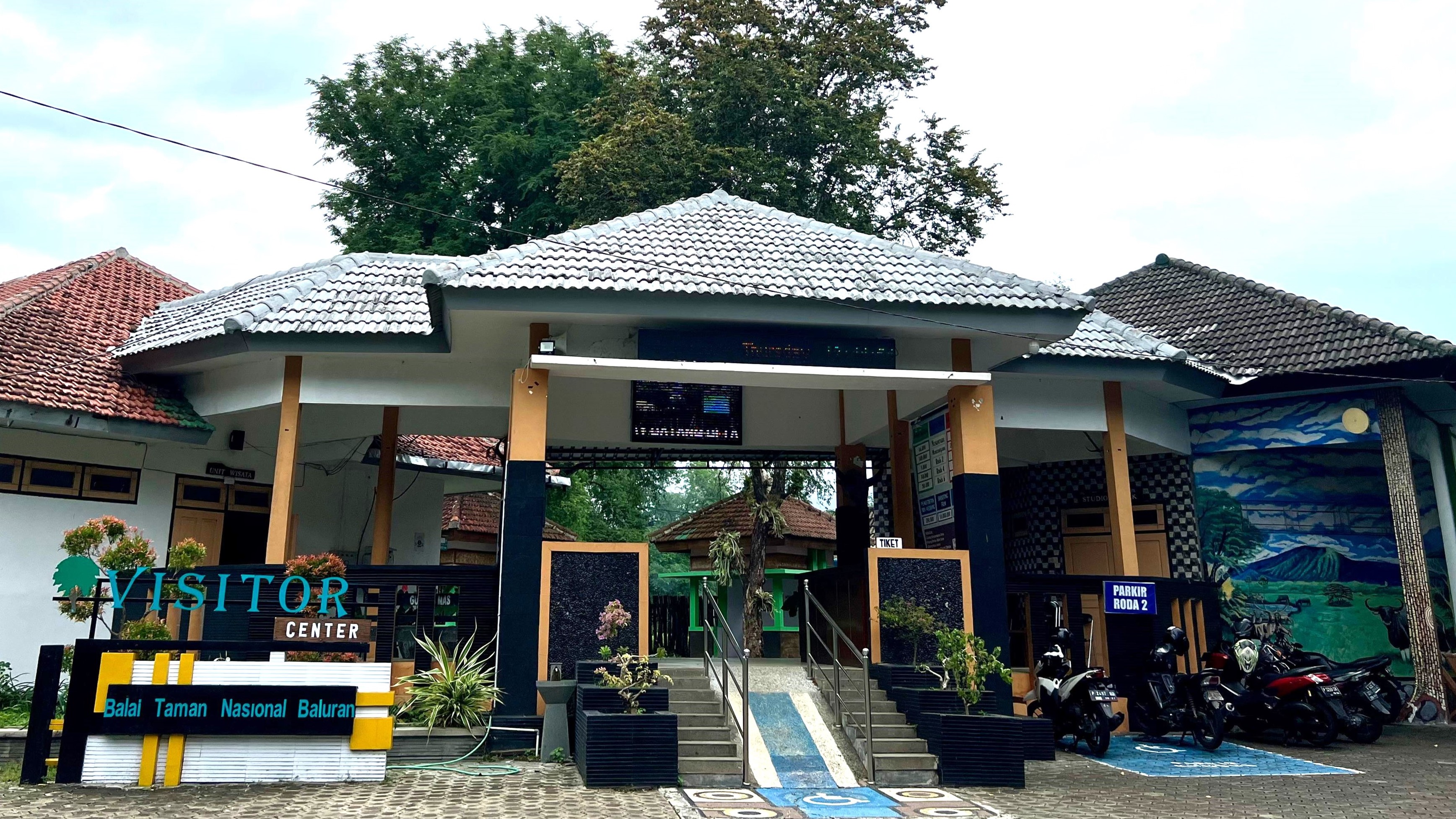 visitor-center